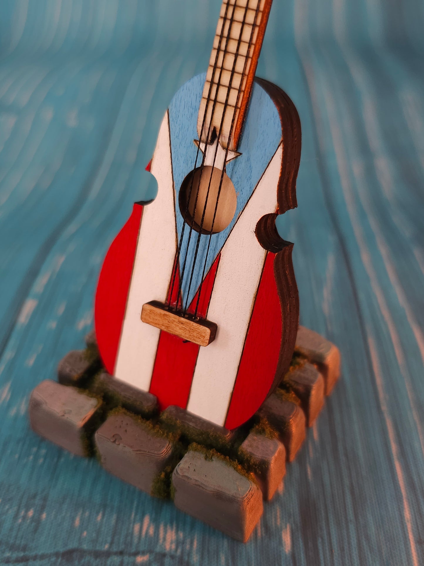 Cuatro Puertorriqueño