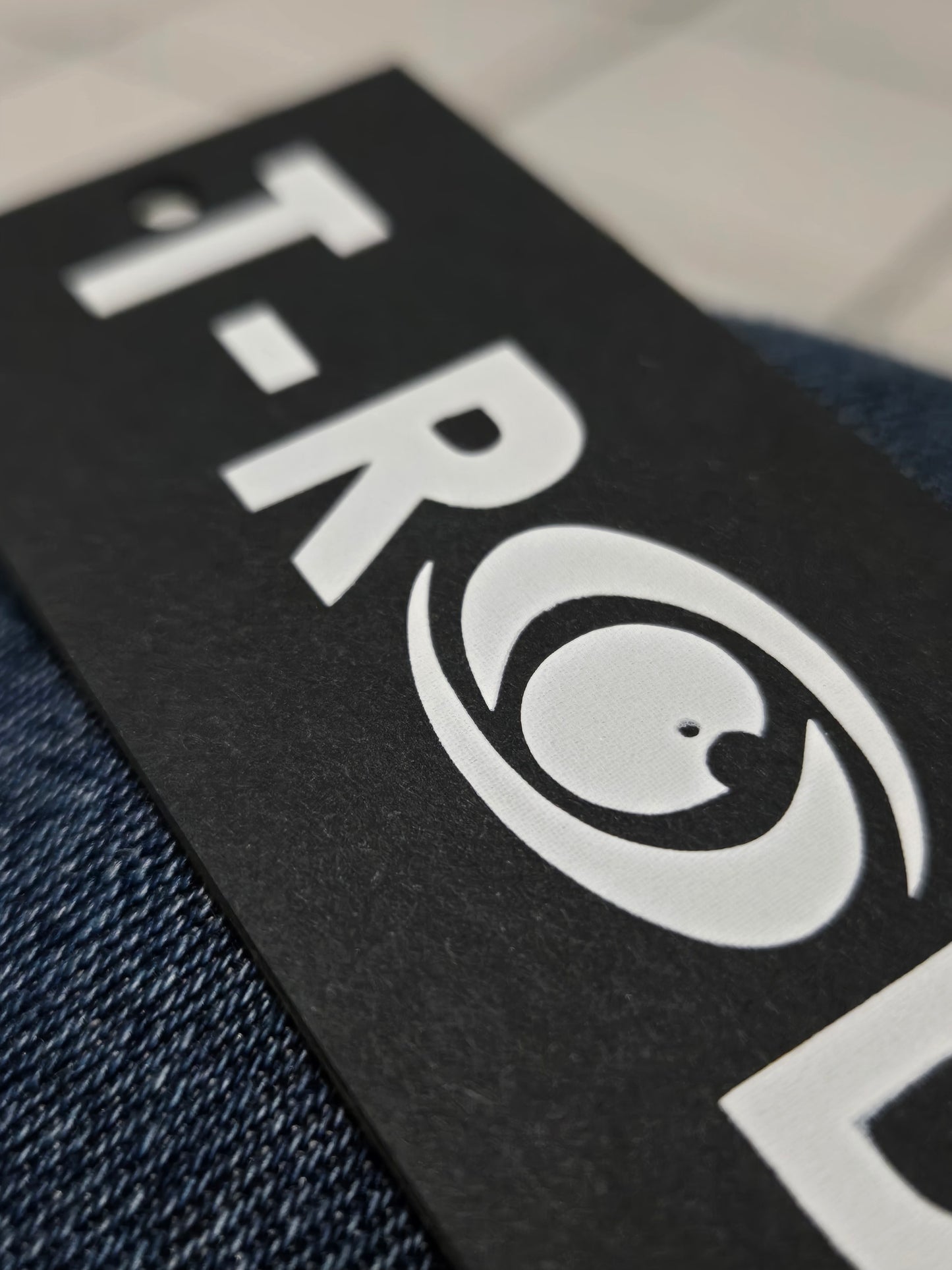 Etiquetas colgantes para ropa